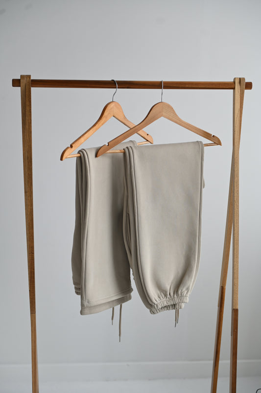 Fleece joggers in STONE
