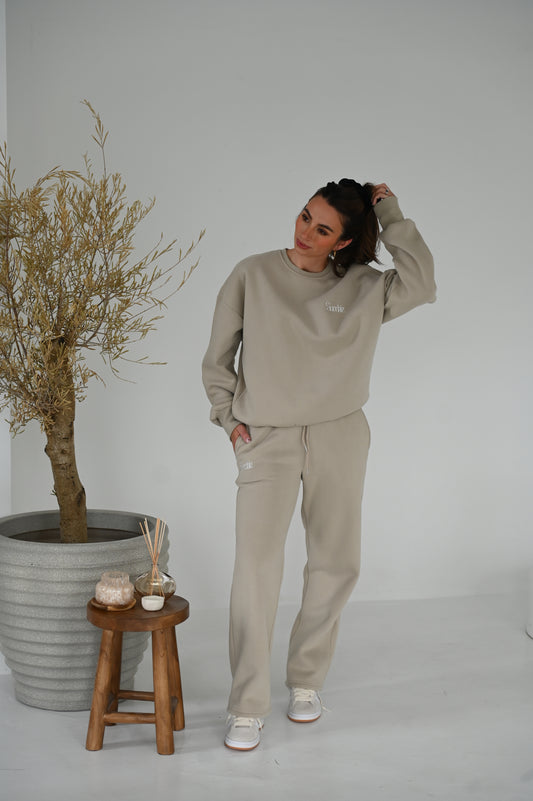 Fleece straight leg pants in STONE