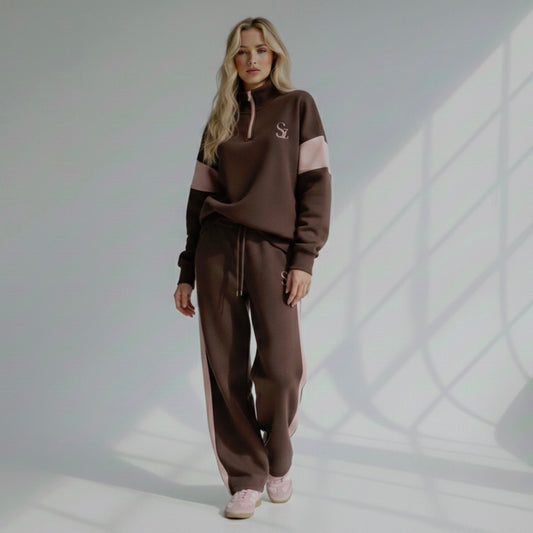 The ‘SZ’ Straight leg fleece pants in chocolate