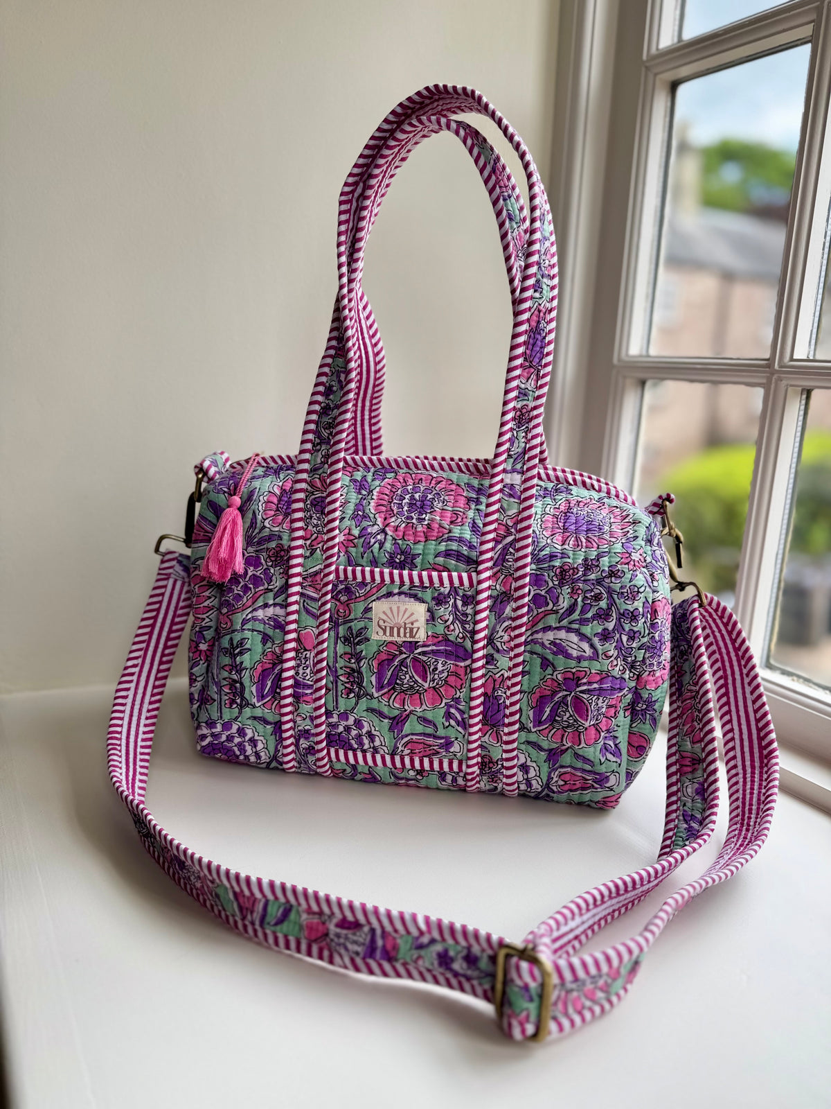 Medium Duffle bags