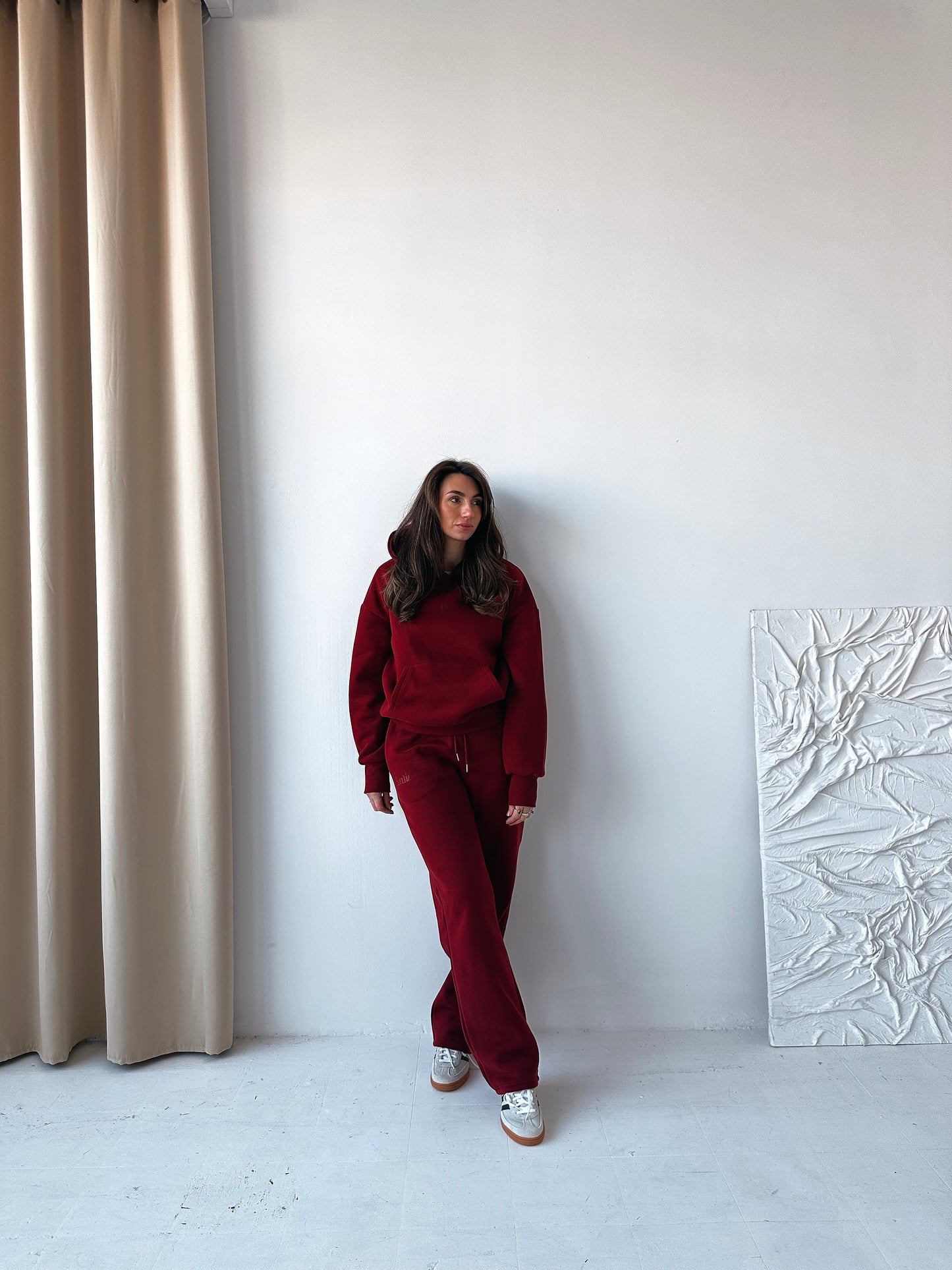 Fleece straight leg pants in Ruby