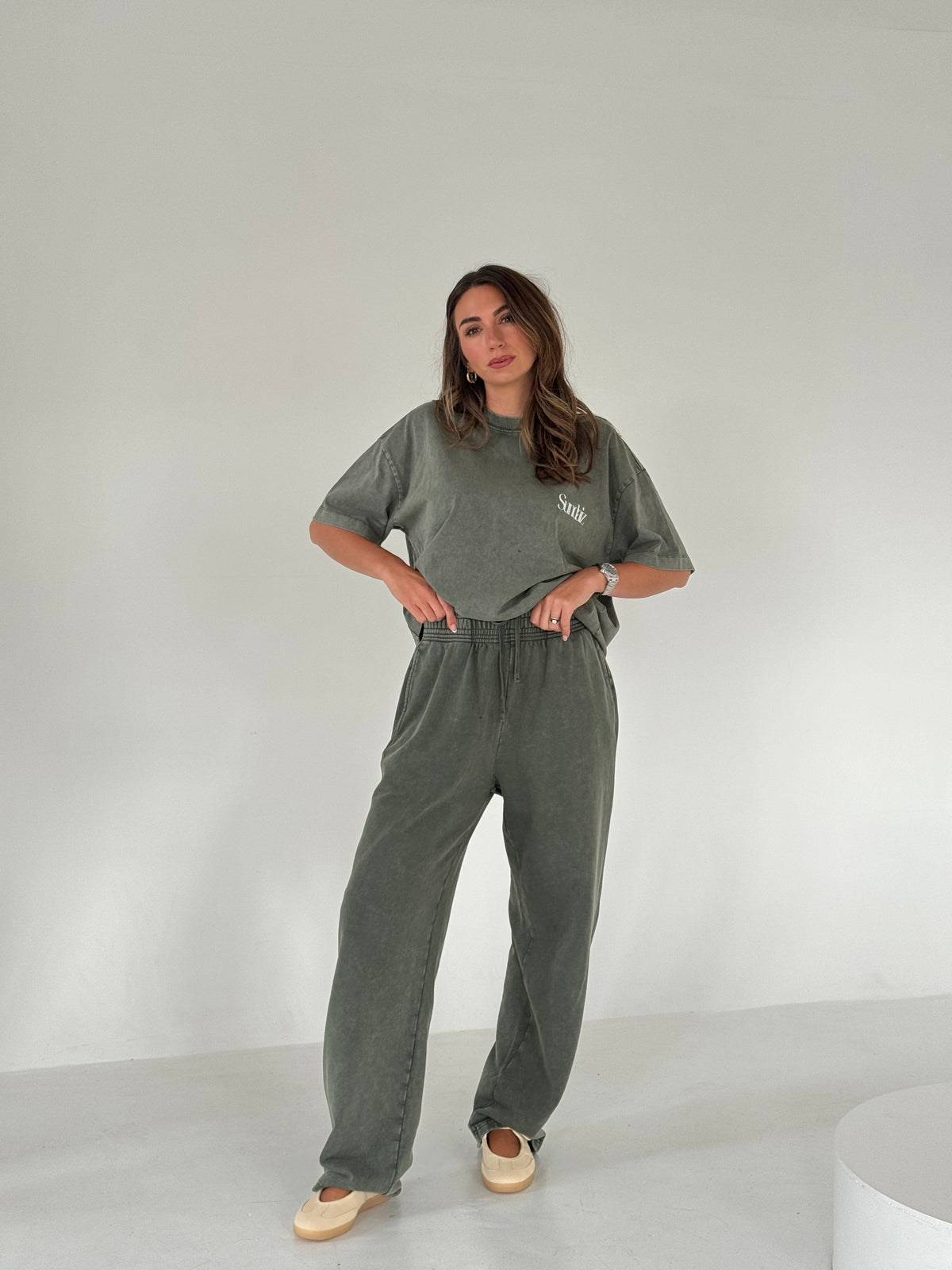 Acid Wash Barrel Leg Pants (Olive)