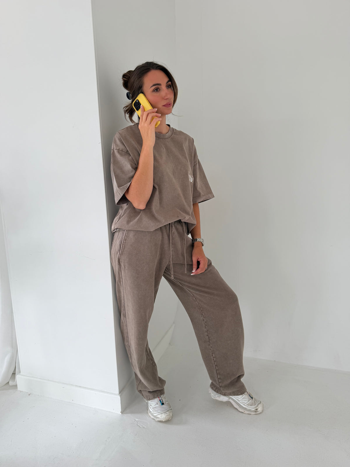 Acid Wash Barrel Leg Pants (Light Coffee)