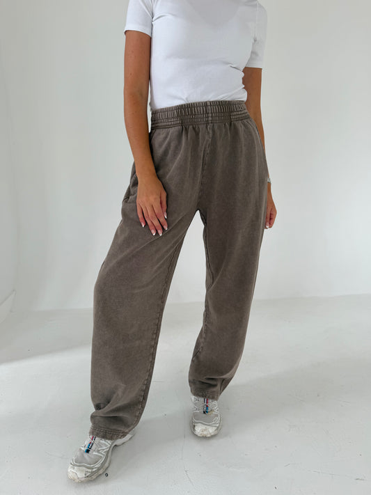 Acid Wash Barrel Leg Pants (Light Coffee)
