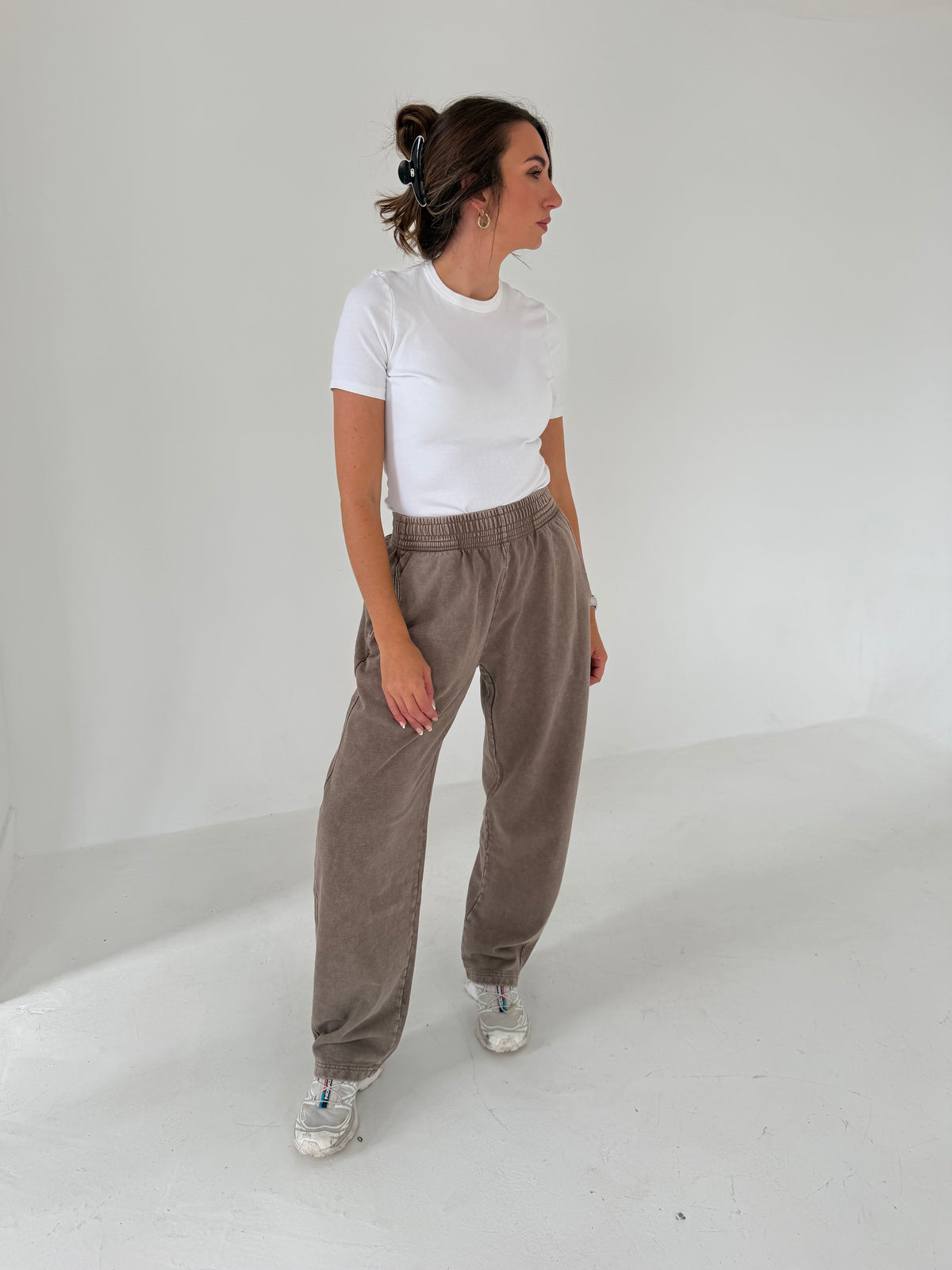 Acid Wash Barrel Leg Pants (Light Coffee)