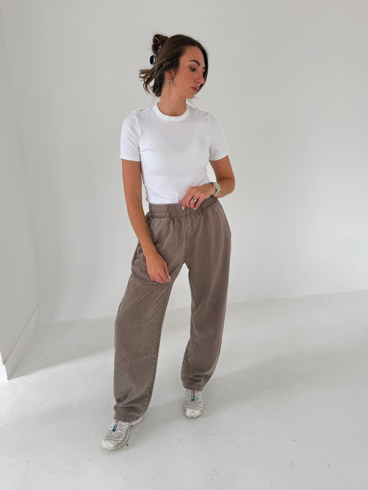 Acid Wash Barrel Leg Pants (Light Coffee)
