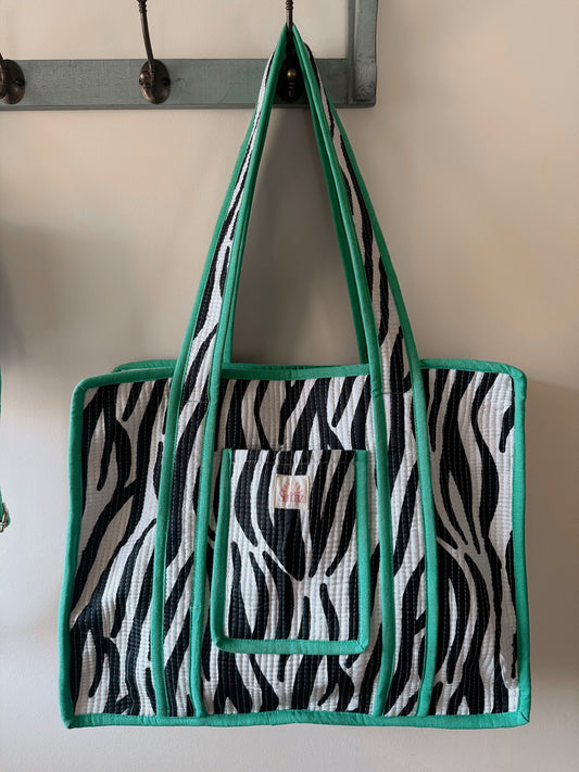Zebra shopper tote.